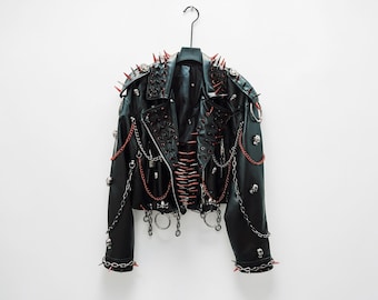 Vintage Gothic Leather Jacket – Oversized Punk Rivet Skull Biker Jacket