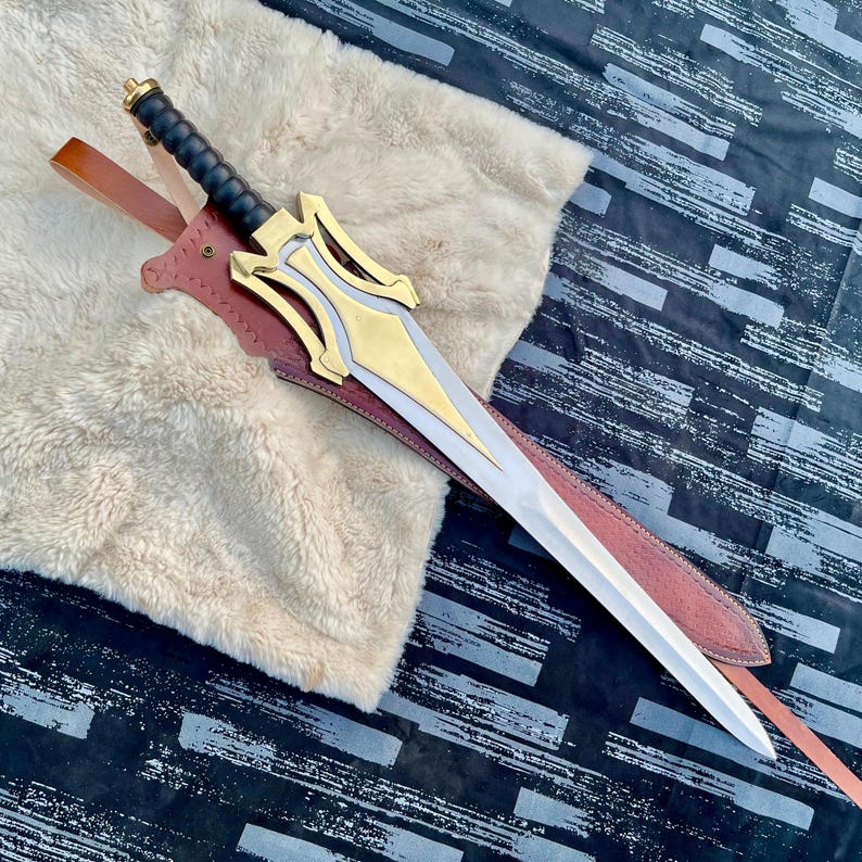 He-Man Power Sword Replica – Handmade Stainless Steel Grayskull Cosplay Prop immagine 6