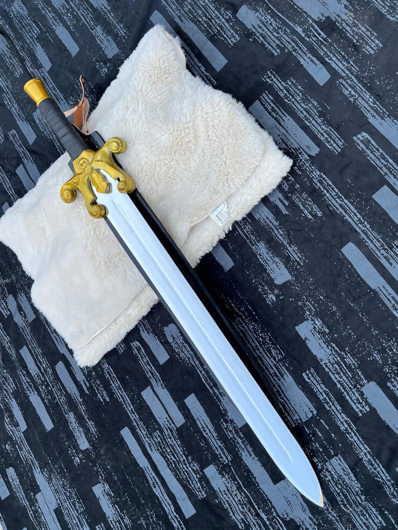 He-Man Power Sword of Grayskull – Handmade Stainless Steel Fantasy Sword | Skull Guard Cosplay Prop image 6