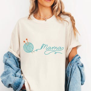 Mama Knitting T-Shirt: Comfort Colors Crafting Mom Tee