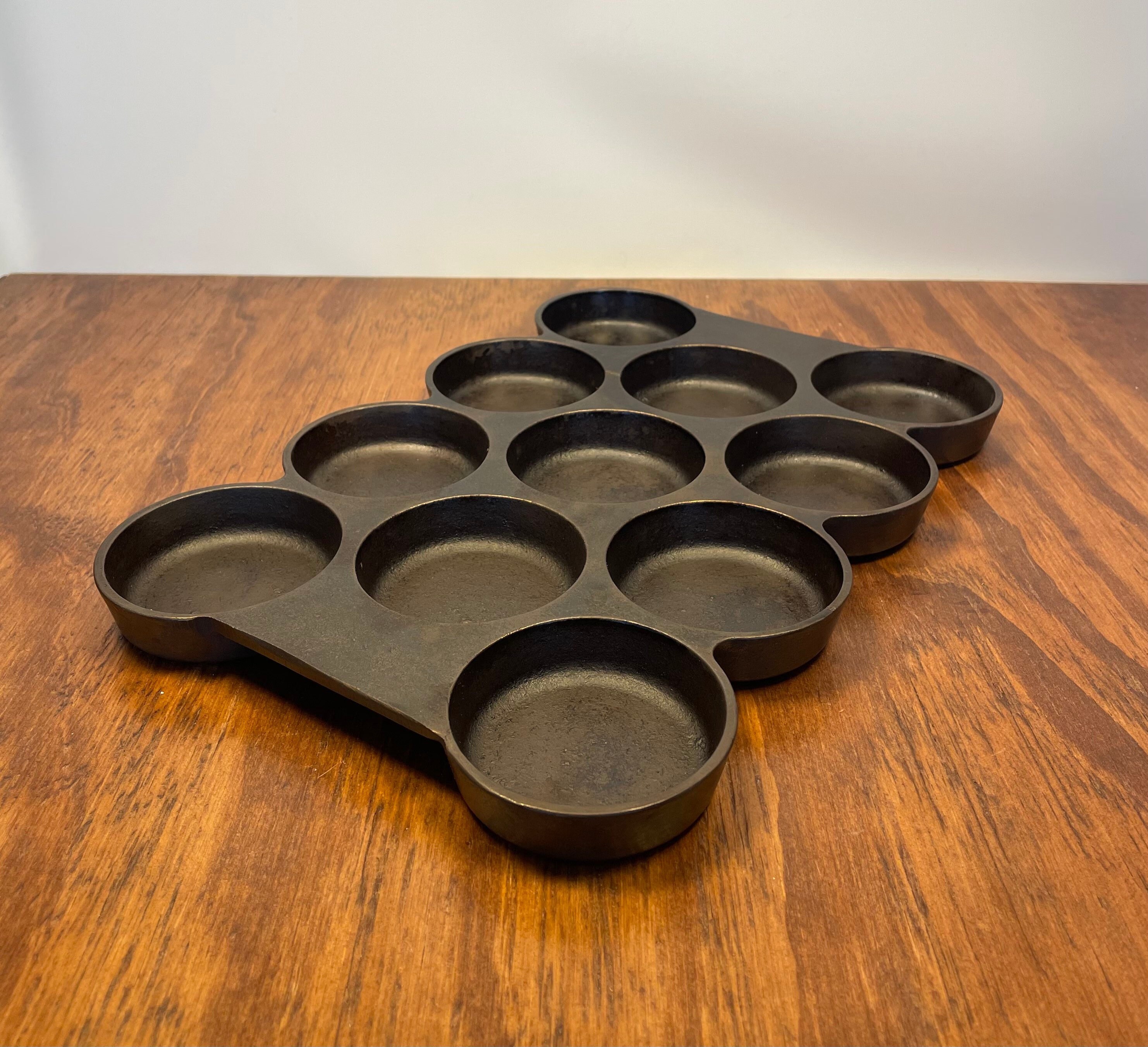 Lot - Antique No. 10 B Cast Iron Muffin Popover Pan w/ 11 Forms