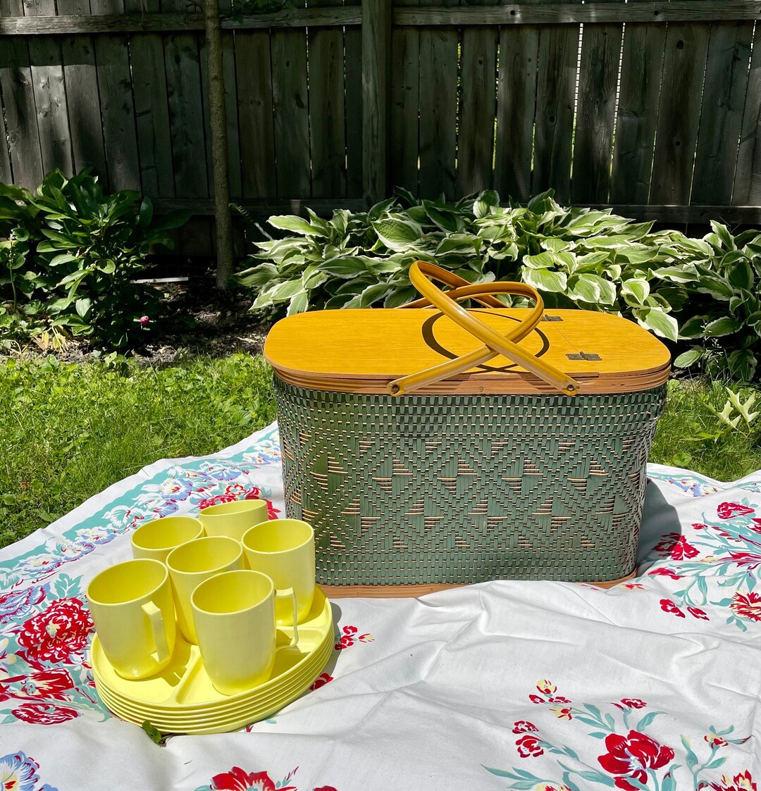 Vintage Hawkeye Wicker Picnic Basket With Service for 6 Etsy