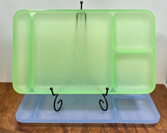 Pair of Vintage Tupperware Snack Trays – Divided 4-Section TV or Picnic Trays – Blue & Green