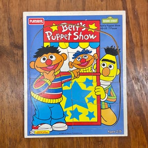 Vintage Playskool Wooden Tray Puzzle Bert's Puppet Show 315-05 Ages 2 to 5 Years 7 Pieces Sesame Street Jim Henson  1990's Preschool
