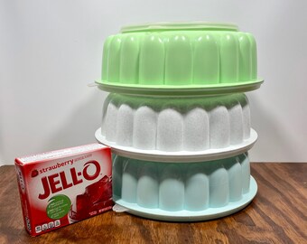 Tupperware Jello Mold 3 Piece Mint Green Dessert Mold 