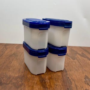 Vintage Tupperware Modular Mates Spice Containers – Set of 4 - Clear with Navy Blue Lid - Stackable Kitchen Storage - 1980s Tupperware