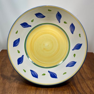 Miska do serwowania makaronu Williams Sonoma Tournesol 13,5" Miska ręcznie malowana ceramika Wyprodukowano w Portugalii