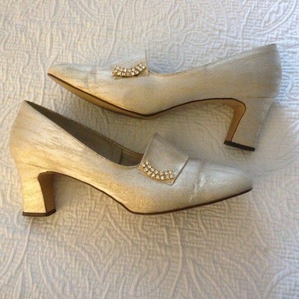 Vintage 60s Gold Fabric Pumps with Rhinestone Embellishment