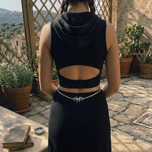Felpa corta senza maniche e senza schienale, top minimalista athleisure streetwear