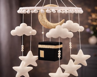 Islamitische babymobiel met kaaba en gouden maan | Moslim kinderkamerdecoratie | Handgemaakte wiegmobiel