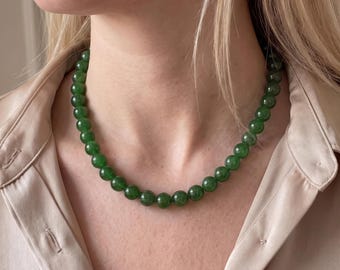 Green Agate Bead Necklace, Emerald Stone Choker, Gold Toggle Clasp Necklace, Chunky Beaded Jewelry, Statement Necklace, Gift for Her