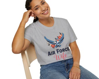 Luftwaffe Ehefrau T-Shirt | Floral Militär Ehepartner Tee