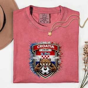 Comfort Colors® Croatia Mascot Soccer Shirt, World Tournament 2026 Gift Graphic Tee, Football Jersey Style Sports Fans Unisex T-Shirt Bild 8