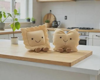 Dupla de Pelúcias Kawaii Ravioli | Decoração de Mesa para Amantes da Gastronomia