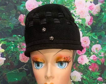 20s Black Velvet Cloche Hat Rhinestone Button Flapper
