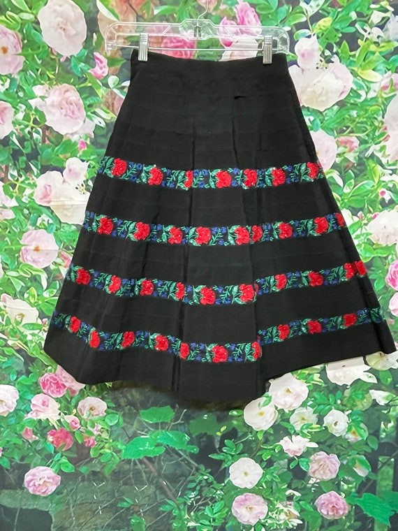 70s Black Denim Midi Skirt Red Beaded Rose Trim XS - image 6