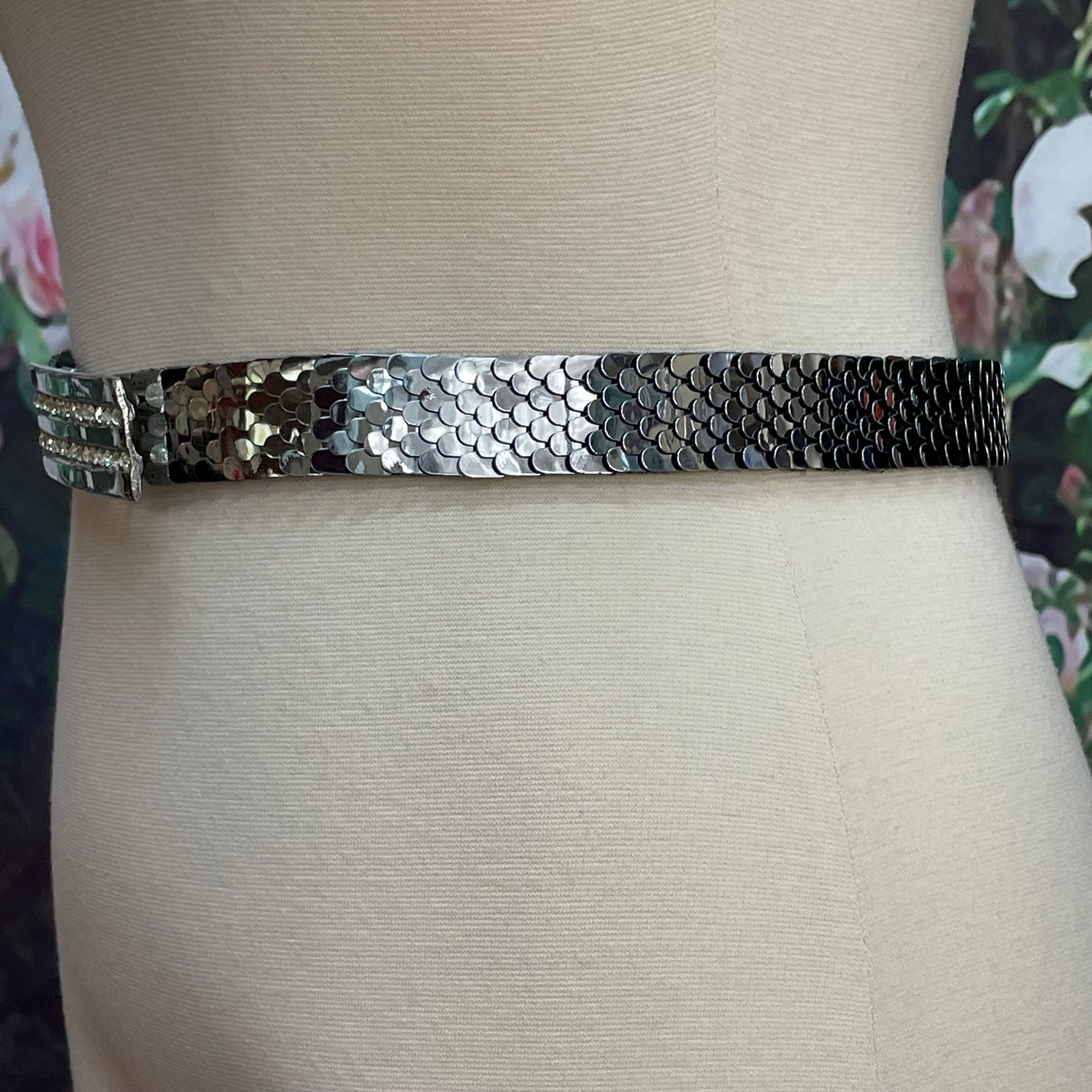 belt fish scale silver jeweled buckle elastic 80s Rhinestone Silver Metal Fish Scale Stretch Belt  main image 4
