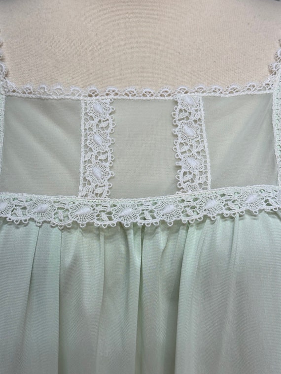 70s Mint Green Swing Nightgown White Lace Medium - image 4