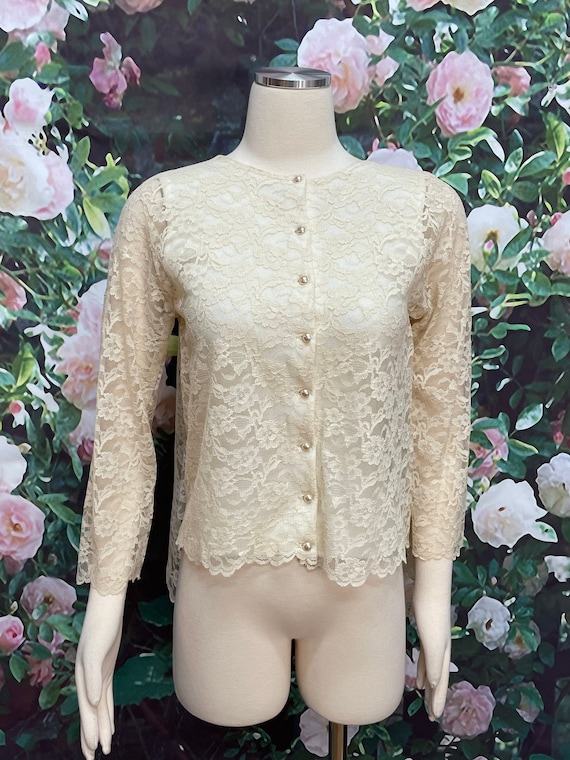 60s Park Storyk Ivory Lace Cardigan Attached Cape
