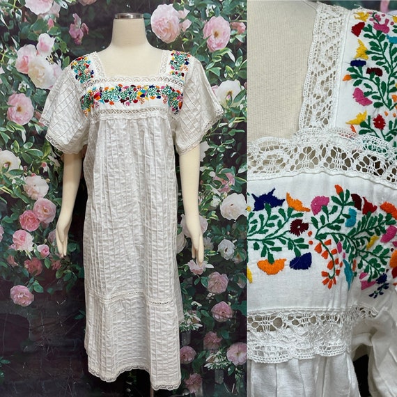 70s Mexican White Lace Dress Embroidered Flowers - image 1