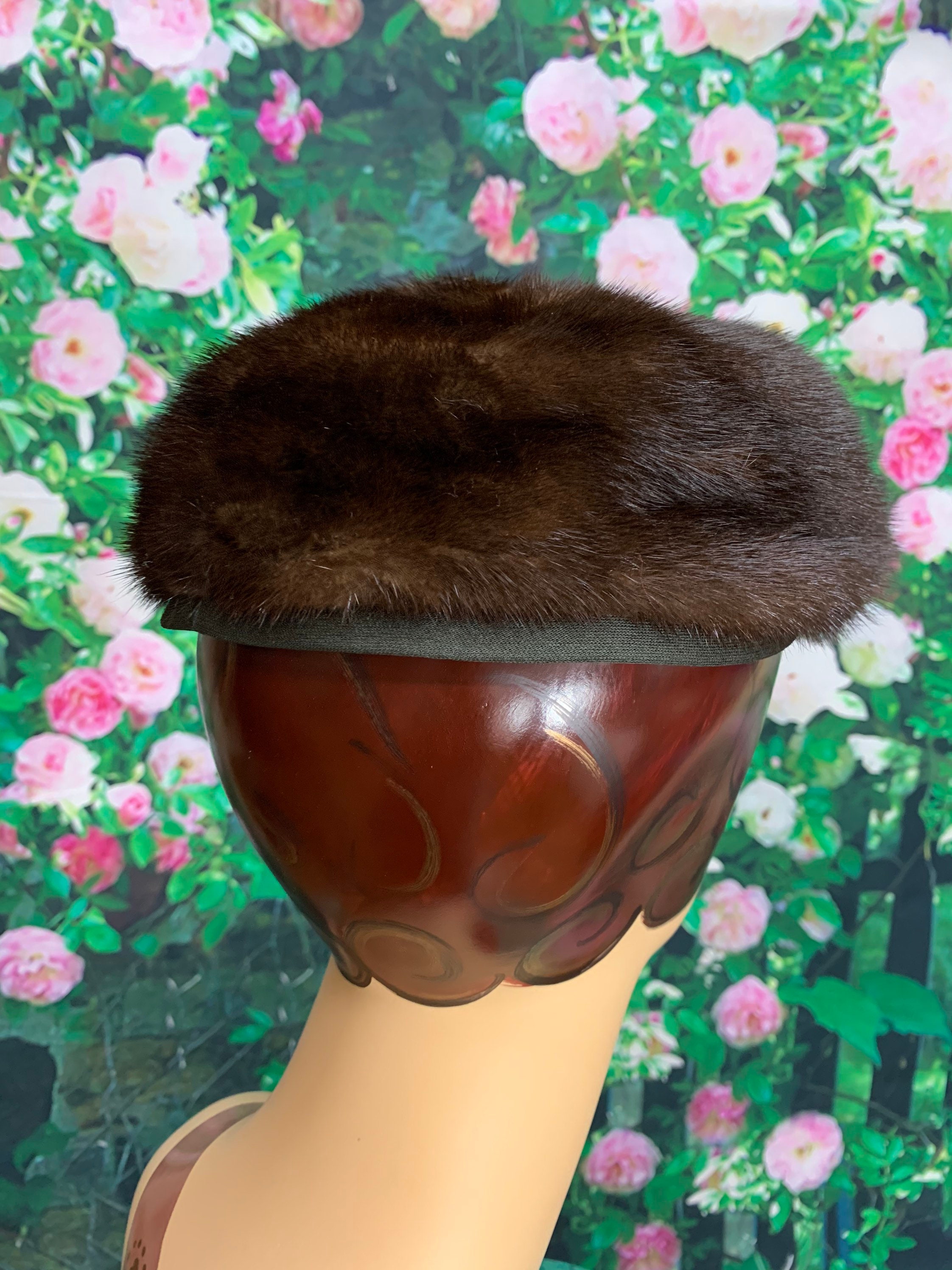 50s Bonwit Teller Brown Mink Pillbox Hat - Etsy display picture 1