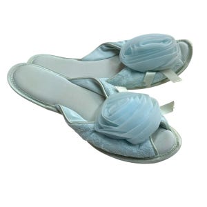 Pantuflas de encaje de gasa azul Madyes de los años 60, talla mediana