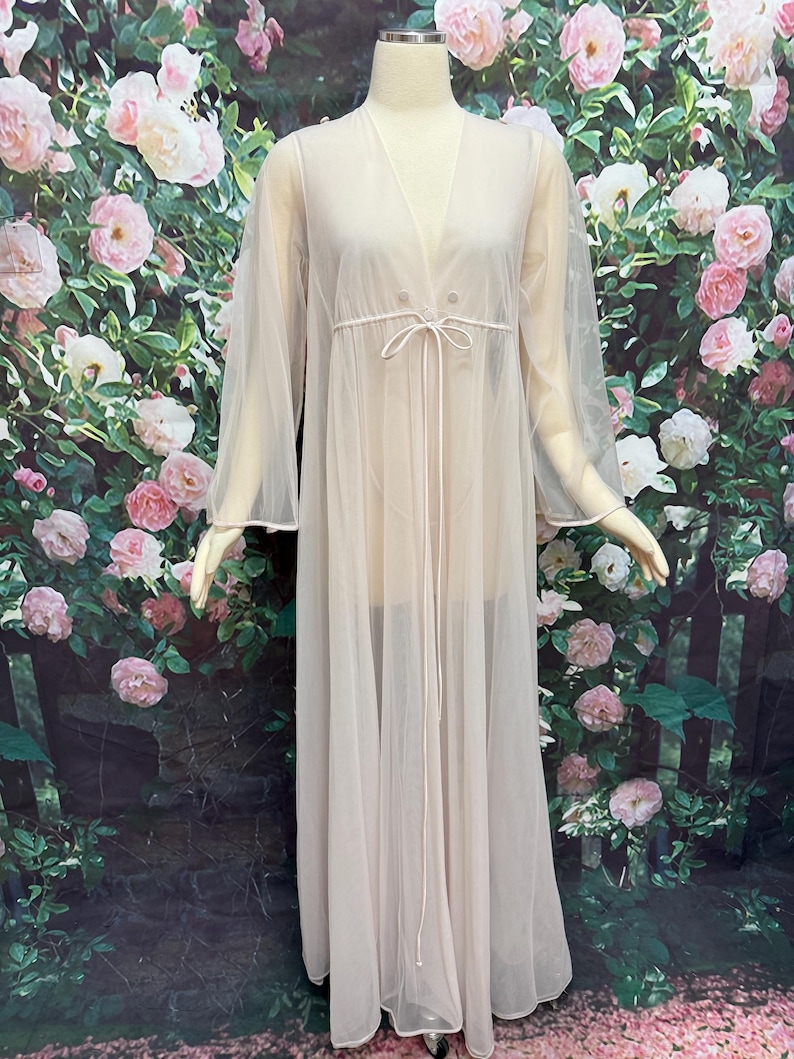 Pastel Pink Robe 70s Pink Peignoir Double Chiffon Robe Ralph Montenero for Blanche Small ...