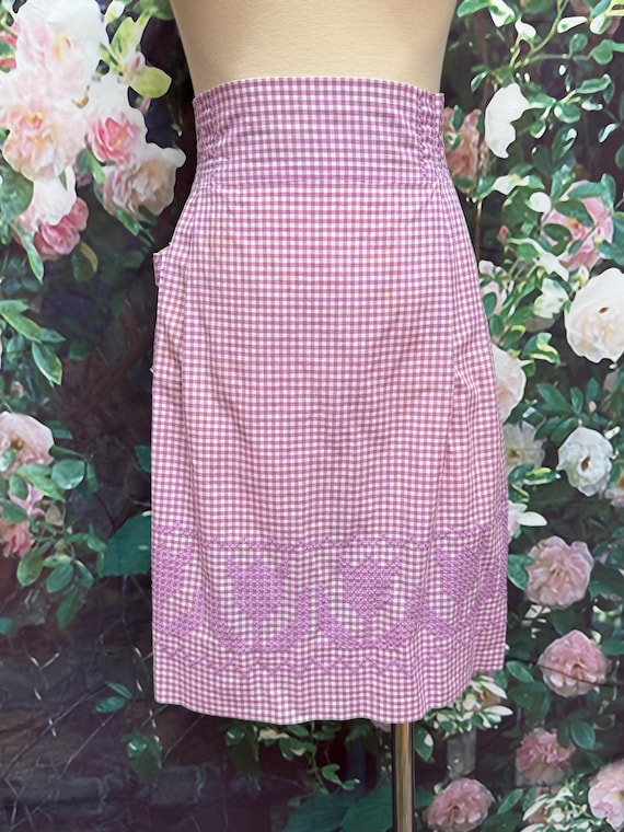 Vintage Purple Gingham Apron Cross Stitch Tulips