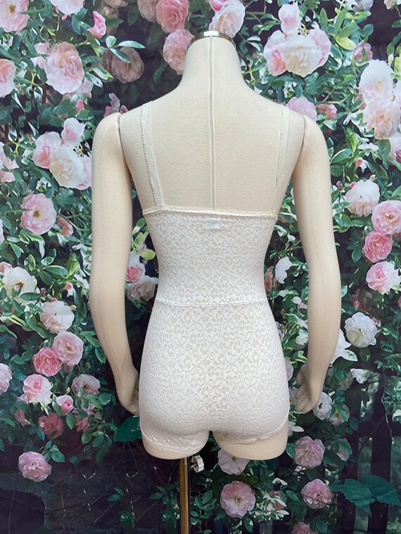 50s Beige Floral Lace Bodysuit Shapewear Empire M… - image 7