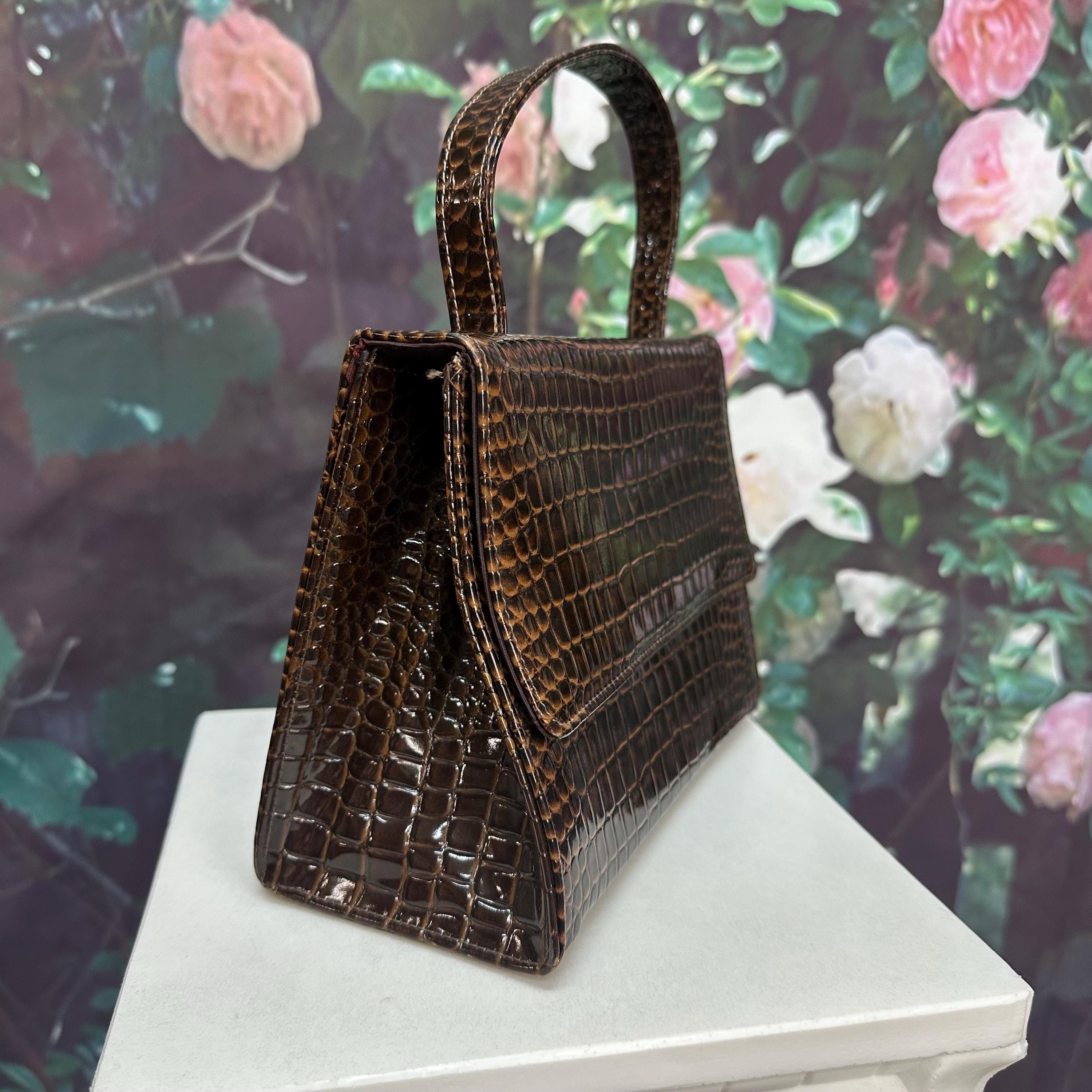 vintage croc embossed brown leather handbag by marquise Cristian AUTHENTIC Brown GENUINE LEATHER SHOULDER BAG Italy  main image 3