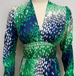 70s Elizabeth Arden Green Silk Mod Dress Small image 3