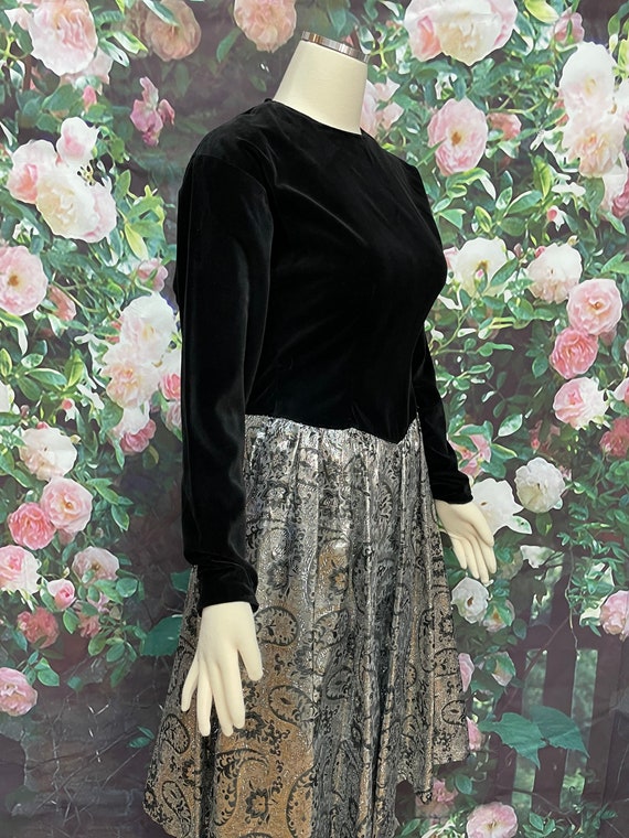 80s Black Velvet Dress Silver Paisley Lame Skirt … - image 7