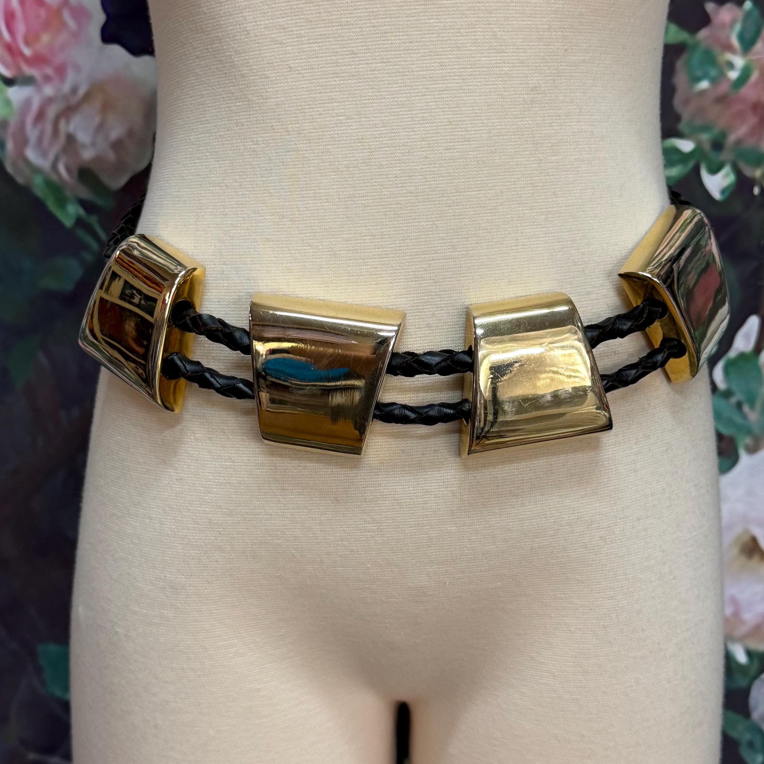 Vintage Captiva Gold Leather & Metal-Tone Decorative Belt w Adjustable Buckle L Captiva Gold Tone Metal Metallic Gold Leather | Mercari main image 2