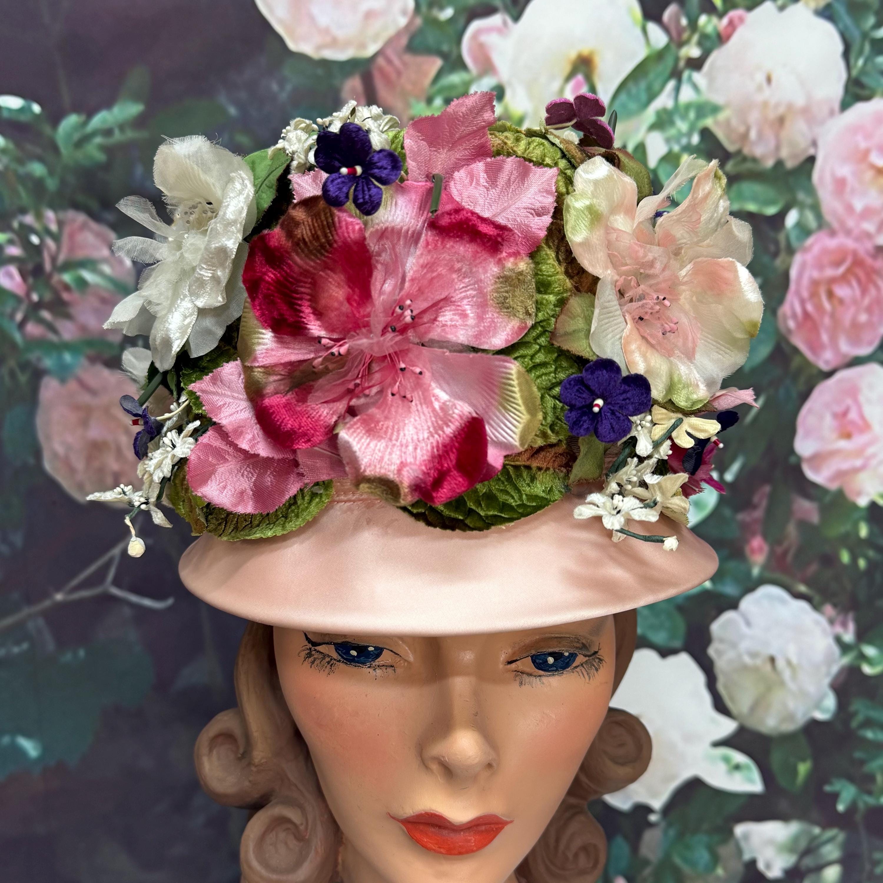 ? Vintage 1950s Charles of California Pink Satin Wrap Downtown Abbey Bucket Hat Vintage Black Straw Bucket Hat with Pink Flowers & Velvet  main image 2