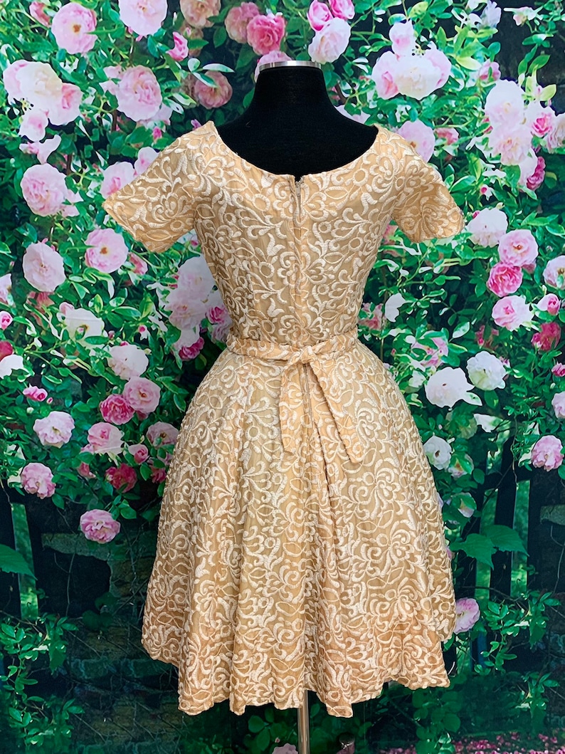50s Suzy Perette Gold Party Dress Embroidered Flowers