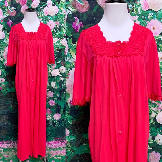 70s Lorraine Pink Nylon Robe Lace Medium - image 1
