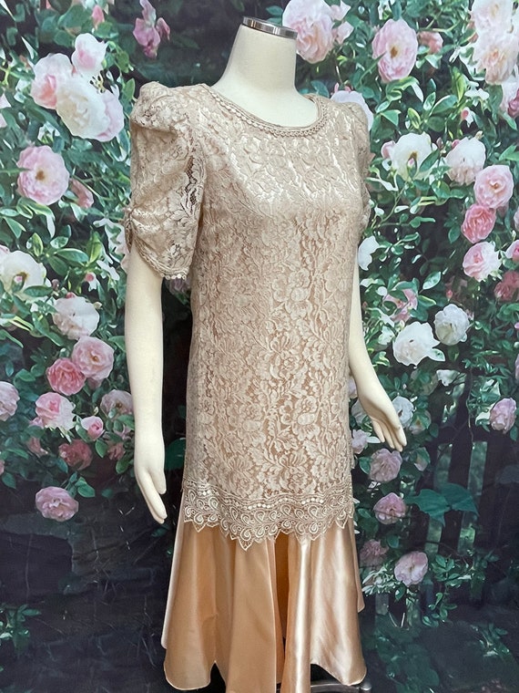 80s Pantagis Peach Lace Satin Formal Dress - image 7