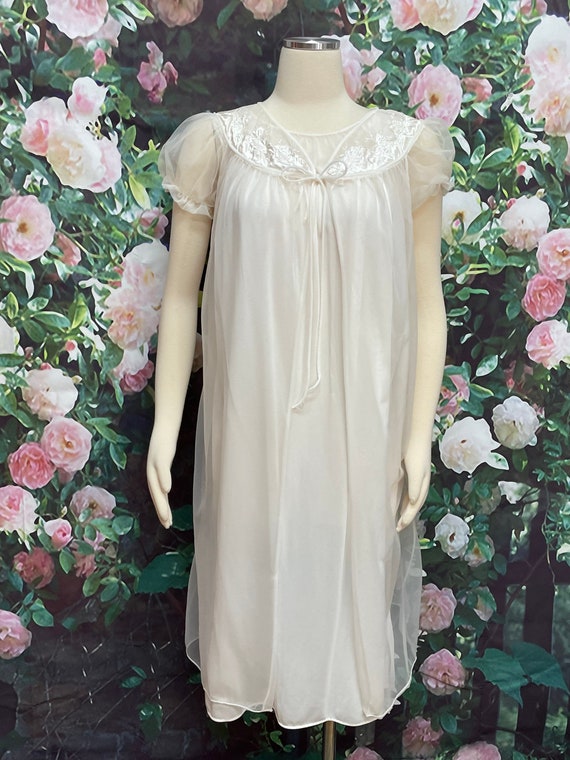 60s White Chiffon Negligee Peignoir Set Bridal Nightgown
