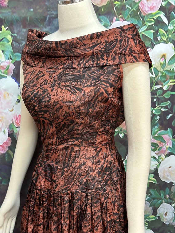 50’s Brown Patterned Taffeta Dress Cowl Neck Back… - image 5