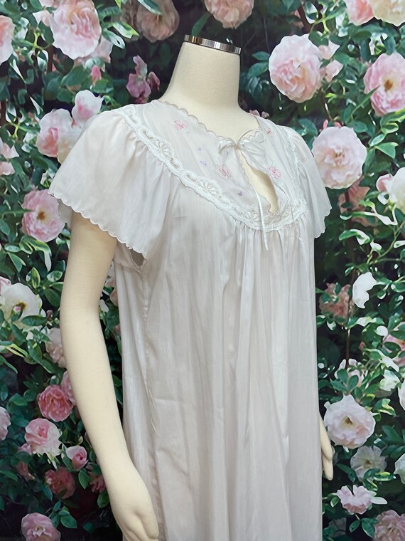 80s Barbizon White Pink Nightgown Embroidered Butterf… - Gem
