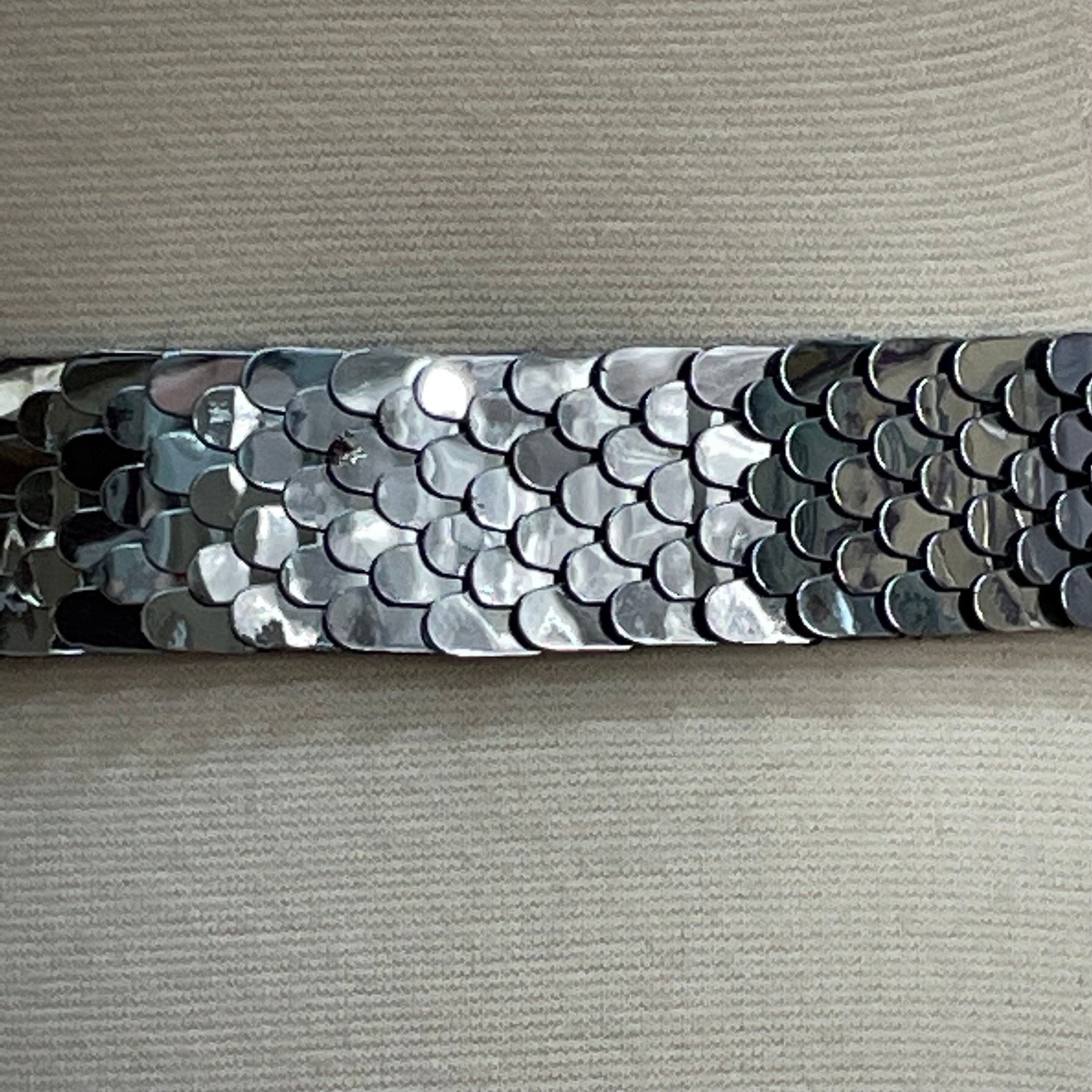 80s Rhinestone Silver Metal Fish Scale Stretch Belt 