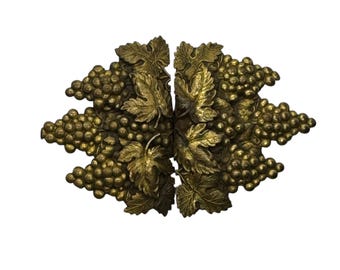 vintage gold grapes and leaves design  buckle belt Vintage Beautiful Gold Tone Grape Leaves Buckle On Beige  main image 2