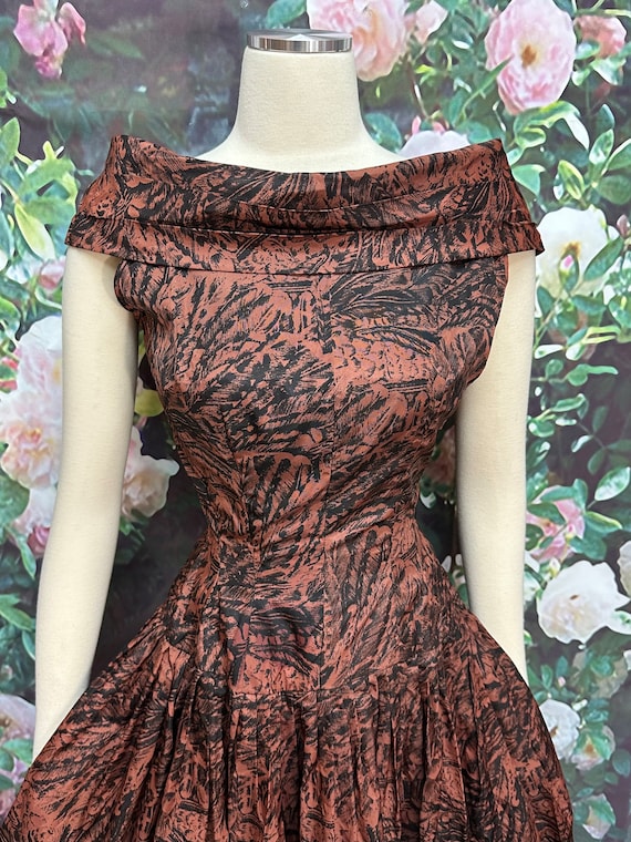 50’s Brown Patterned Taffeta Dress Cowl Neck Back… - image 3