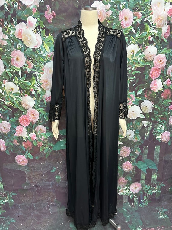 70s Olga Black Lace Robe Dressing Gown 9702 Medium - image 2