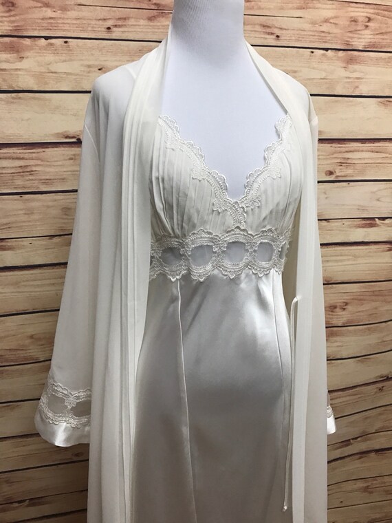 Linea Donatella Ivory Satin Peignoir Lace Two Piece Robe Nightgown Bridal Medium Etsy UK