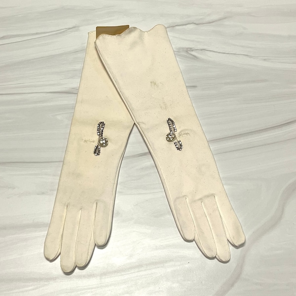 60s Hansen Off White Suede Gloves Rhinestones Size 6.5