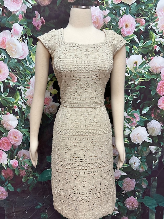 60s Peggy Hunt Beige Crochet Lace Dress - image 2