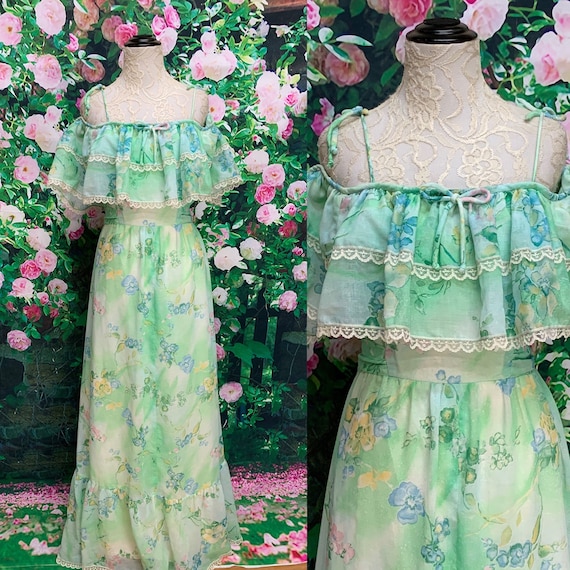 70s Green Floral Maxi Dress Ruffled Neckline