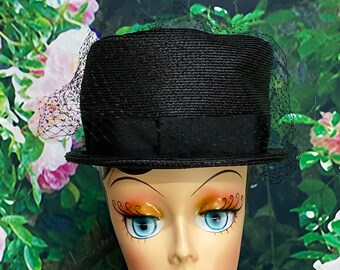 Vintage Women\'s Bucket Straw Hat Black with Netting Union Made in USA Vintage Union Made Women main image 4