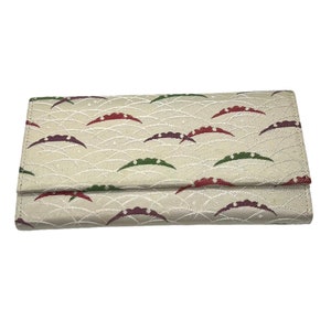 Cartera japonesa con brocado de seda color crema de los años 70 de Shiseido